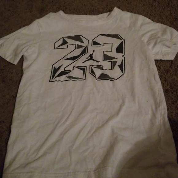 Boys Jordan shirt - Picture 1 of 1